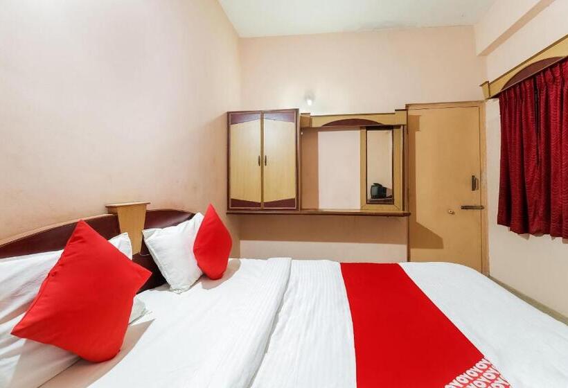 三人经典房间, Oyo Flagship Hotel Gowri Lodge