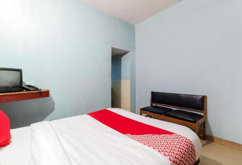 Трехместный Номер Классика, Oyo Flagship Hotel Gowri Lodge