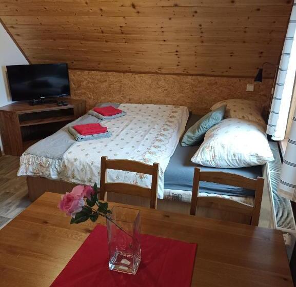 سوییت لوکس, Chata Dáša