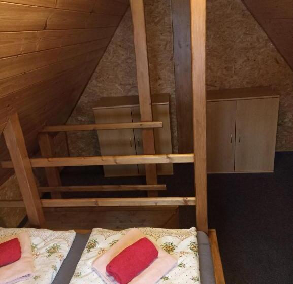 سوییت لوکس, Chata Dáša