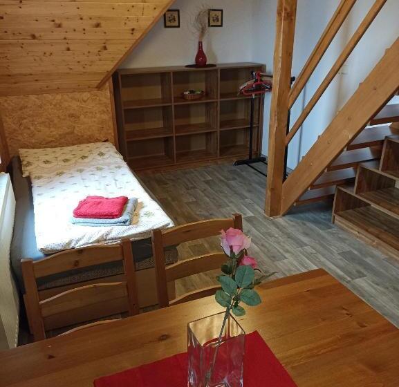 سوییت لوکس, Chata Dáša