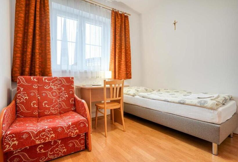 חדר סטנדרט יחיד, Dom Pútnika Cbm