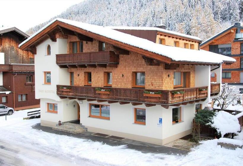 דירת שני חדרים, Haus Moostal