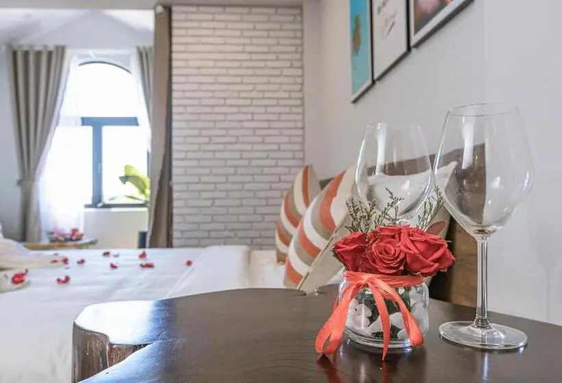 استودیو استاندارد با بالکن, Tran Long Cu Hin Hotel   Near Bai Dai Beach