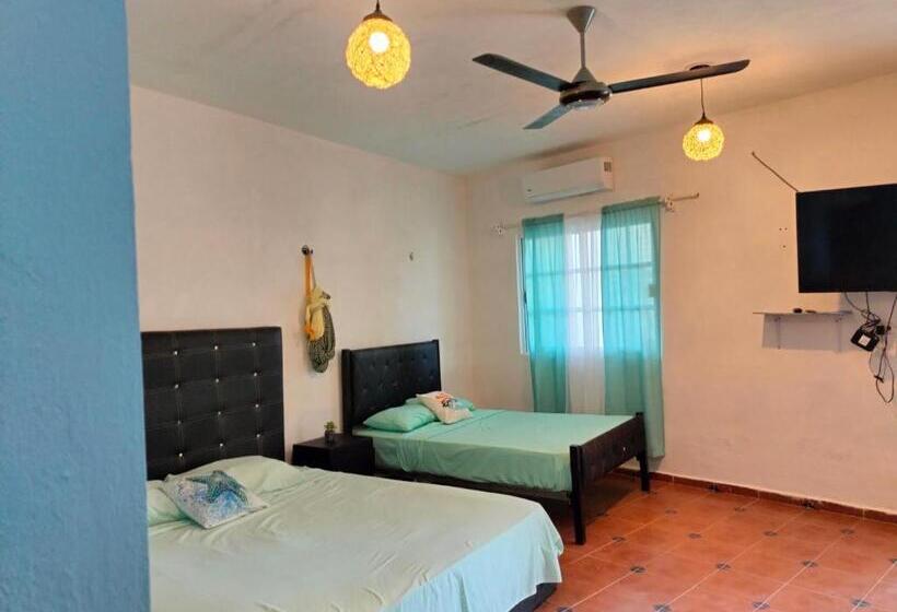 חדר משפחתי, Villa Gabriela Celestún  Hotel & Restaurant