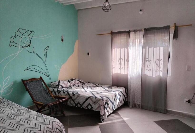 בונגלו משפחתי, Villa Gabriela Celestún  Hotel & Restaurant