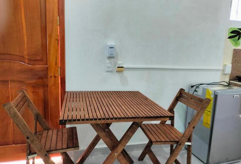 בונגלו משפחתי, Villa Gabriela Celestún  Hotel & Restaurant