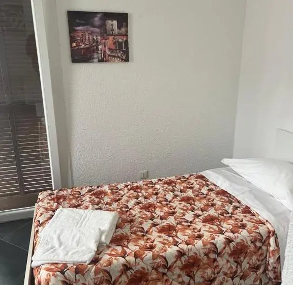 Huoneisto 1 Makuuhuone Parveke, Villaggio Turistico Da Tonino