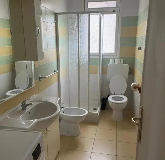Huoneisto 1 Makuuhuone Parveke, Villaggio Turistico Da Tonino