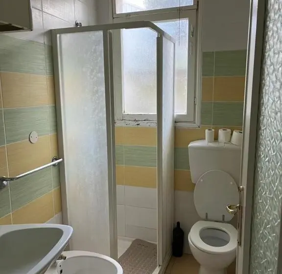 Huoneisto 1 Makuuhuone Terassi, Villaggio Turistico Da Tonino