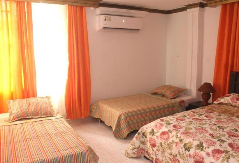 חדר פרמיום לארבעה, Alojamientos Turísticos Shalain