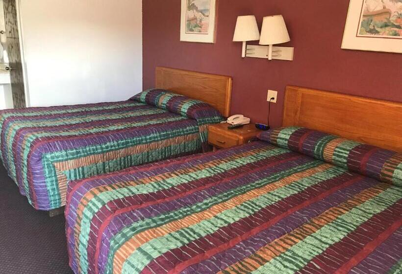 חדר סטנדרט שתי מיטות זוגיות, Luxury Inn