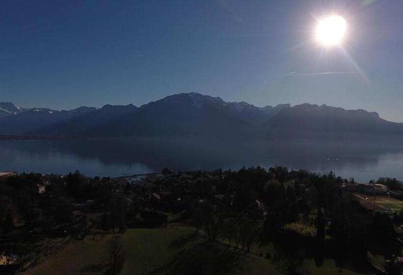 اتاق لوکس, California