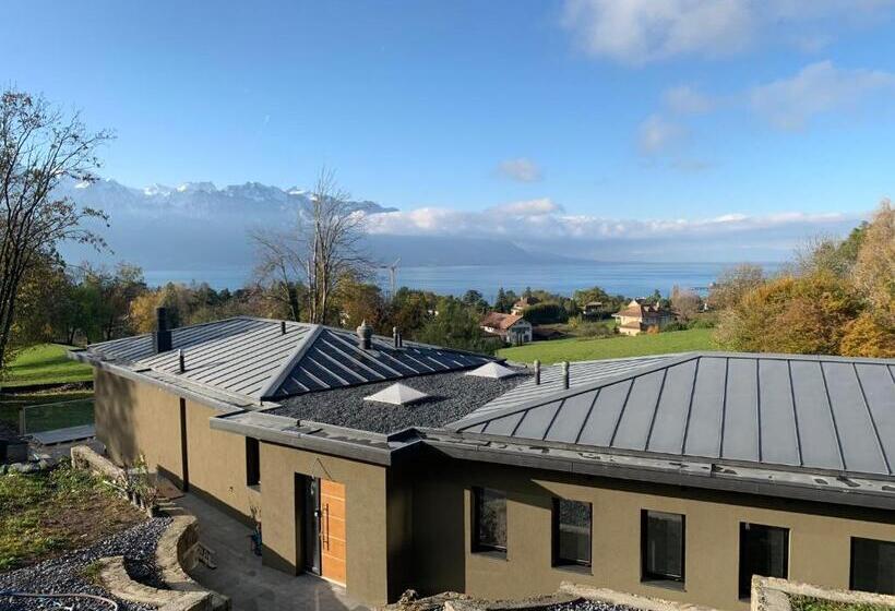 اتاق لوکس با بالکن, California