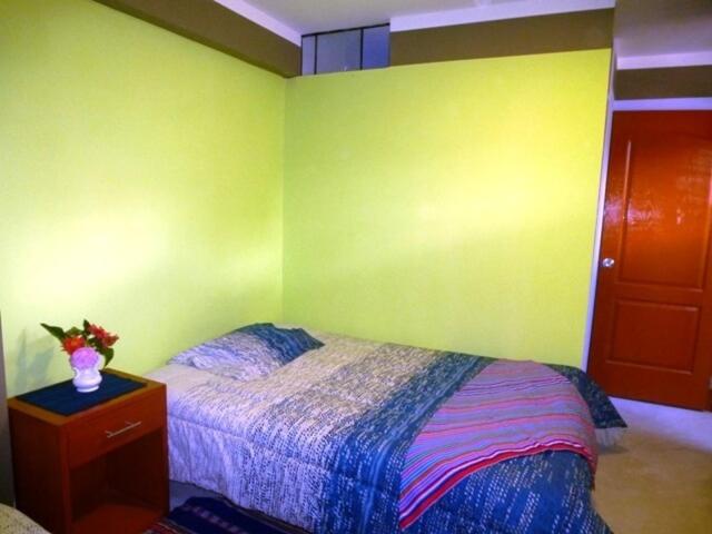 اتاق لوکس, Humberto Guest House