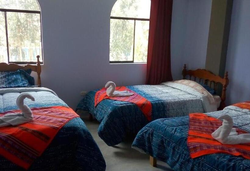 اتاق استاندارد سه نفره, Humberto Guest House