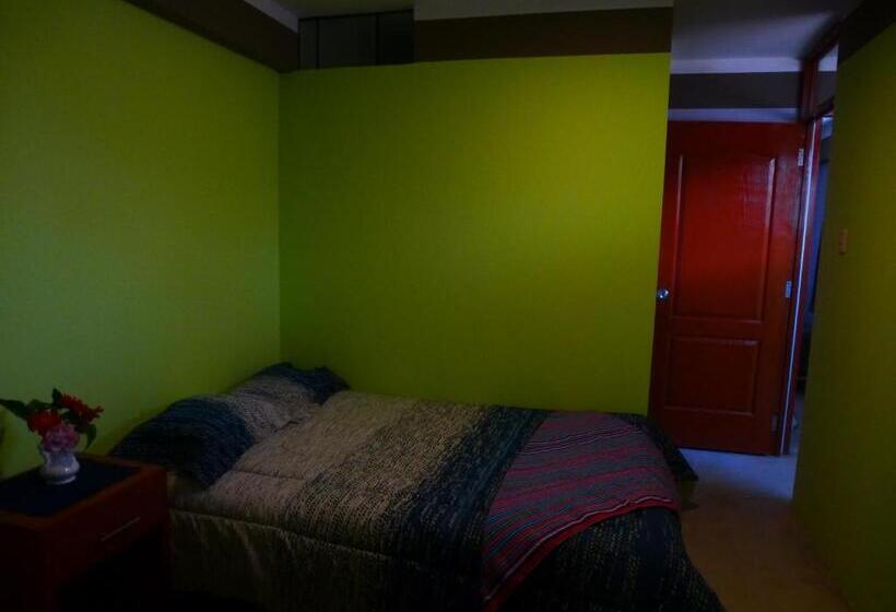 اتاق لوکس, Humberto Guest House