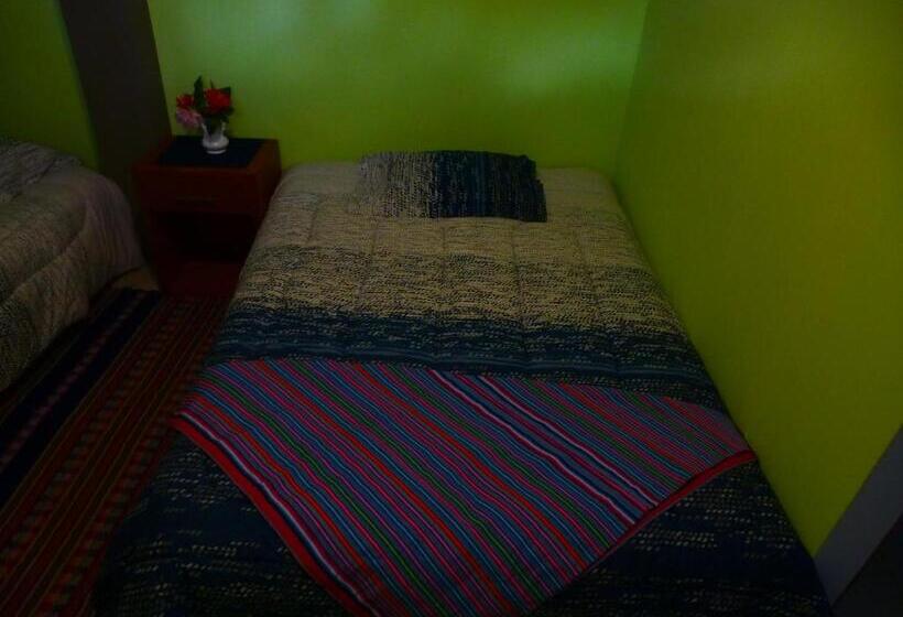 اتاق استاندارد یک نفره, Humberto Guest House