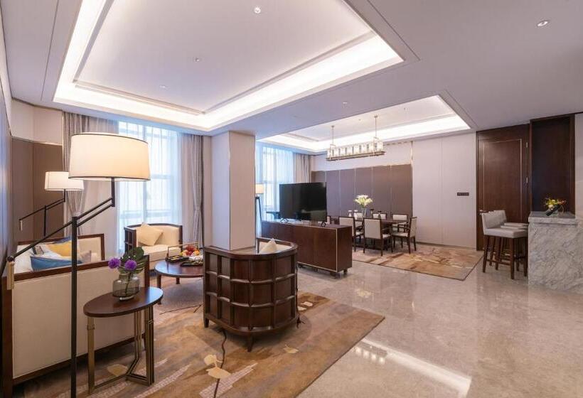 Президентский Люкс, Grand Metropark Hotel Taizhou