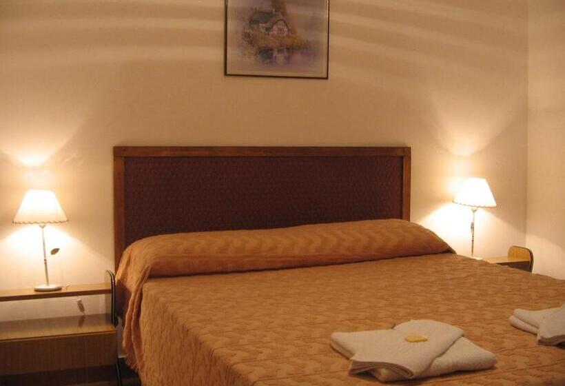 StandaardKamer, Arenas Y Apartamentos