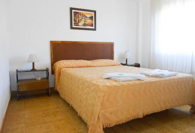 חדר סטנדרט, Arenas Y Apartamentos