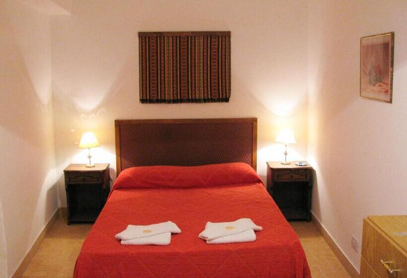 StandaardKamer, Arenas Y Apartamentos