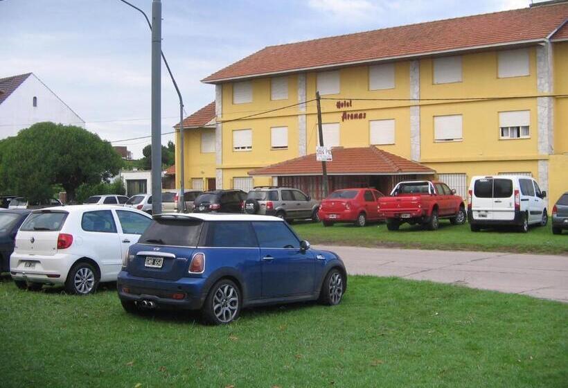 חדר סטנדרט לארבעה, Arenas Y Apartamentos