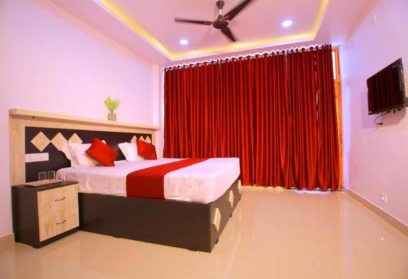 Habitació Deluxe, Cloudfoster Thekkady