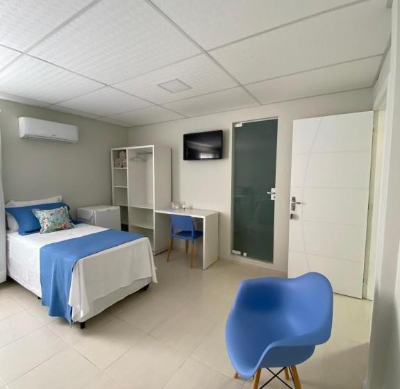 جناح عائلي, Fish Inn