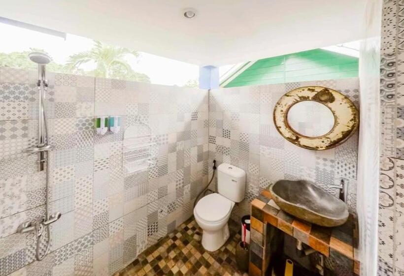 דירת חדר עם טרסה, Happy Days Villa