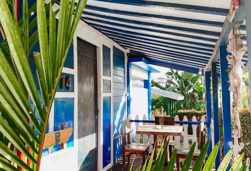 דירת חדר עם טרסה, Happy Days Villa