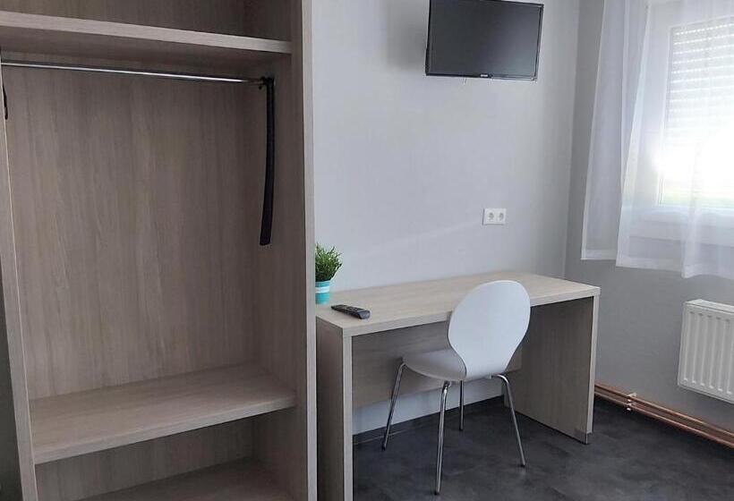 Номер Стандарт Индивидуальный, Motel Stuhr