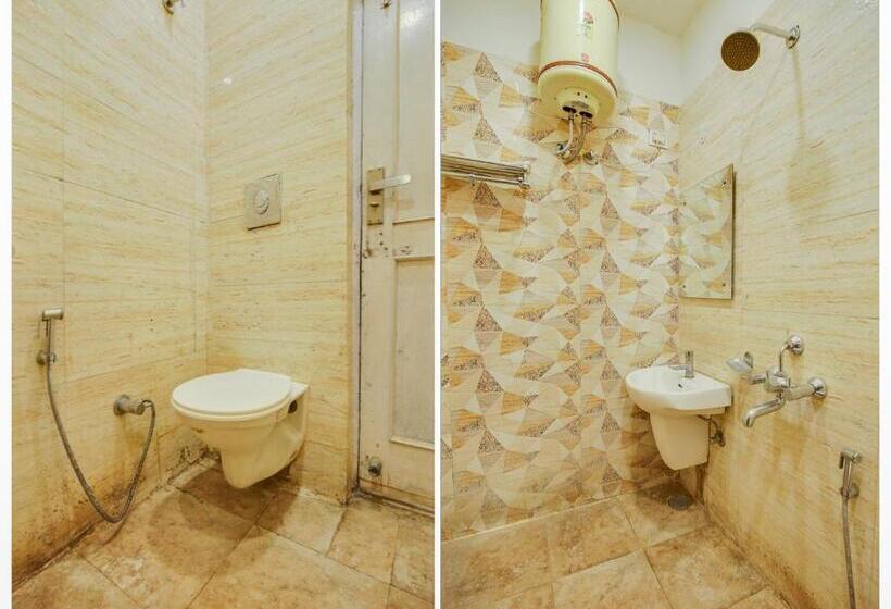 اتاق کلاسیک سه تخته, Oyo Flagship 43968 Hotel Rosewood