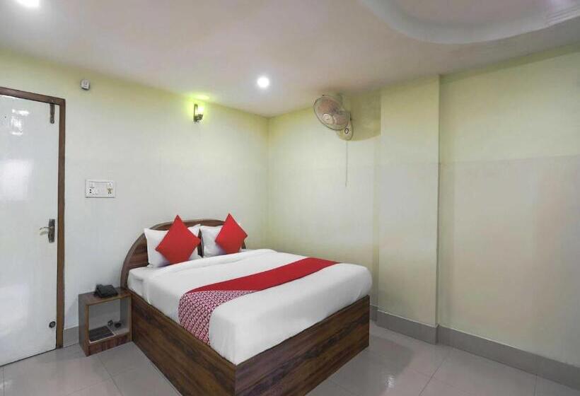 三人经典房间, Oyo Flagship Hotel Raja