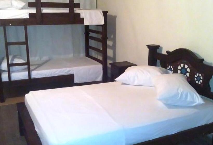 غرفة قياسية رباعية, Casa Alar Del Conde