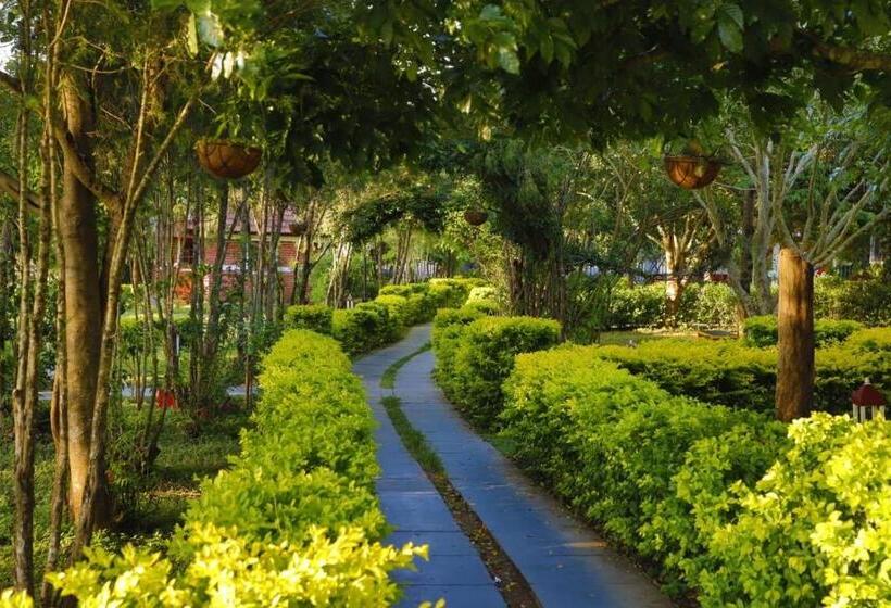 1 Sovrums Stuga, Chalets Resort Masinagudi