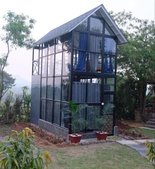 Standard Studio with Views, Chalets Resort Masinagudi