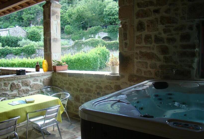 스탠다드 룸, Chambre Comballe Charmante Avec Jacuzzi