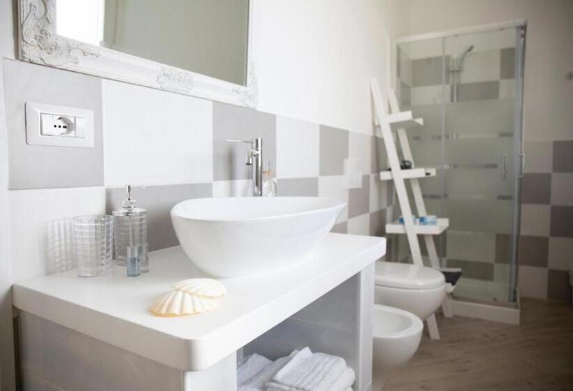 חדר דלוקס נוף לים, Luca S Rooms