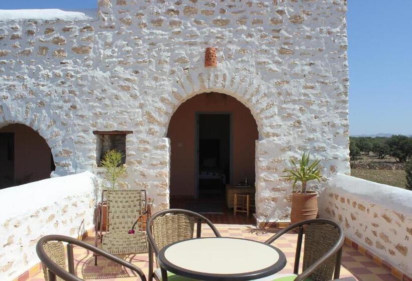 اتاق استاندارد سه نفره, Riad Sanam Essaouira