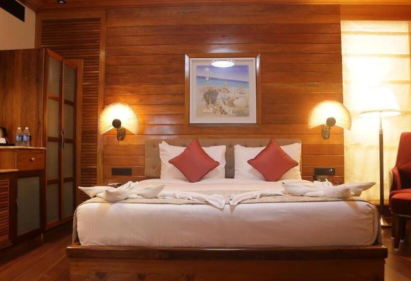 高级大房间, Sandyy Wavess