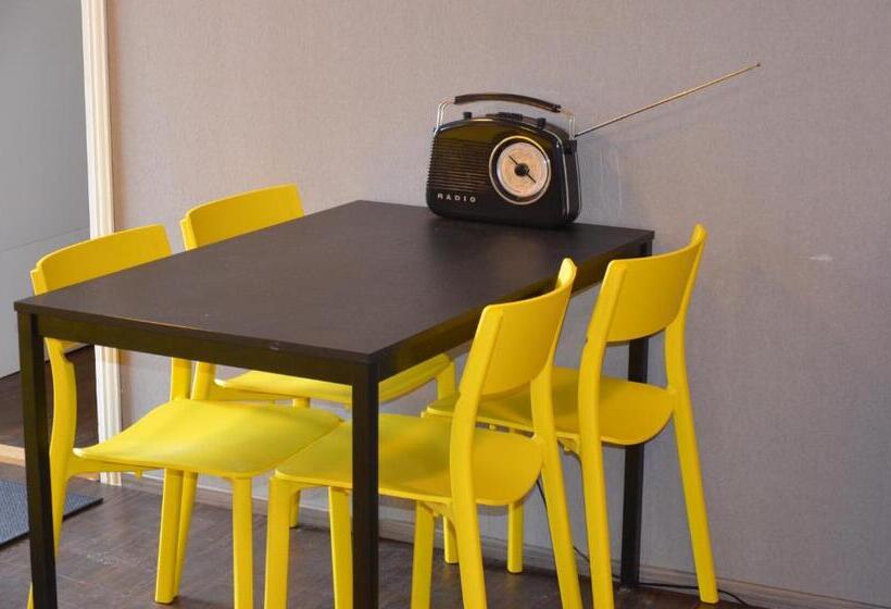 شقة غرفة واحدة, Tammiston Apartments