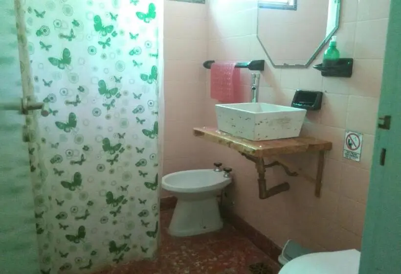 Standard Neljän Hengen Huone, La Casa De Ramatis