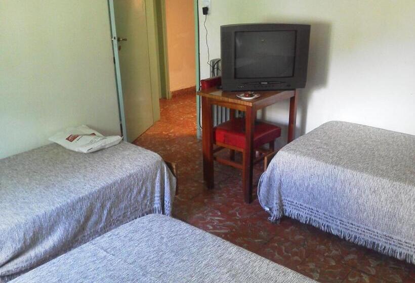 スタンダードトリプルルーム, La Casa De Ramatis