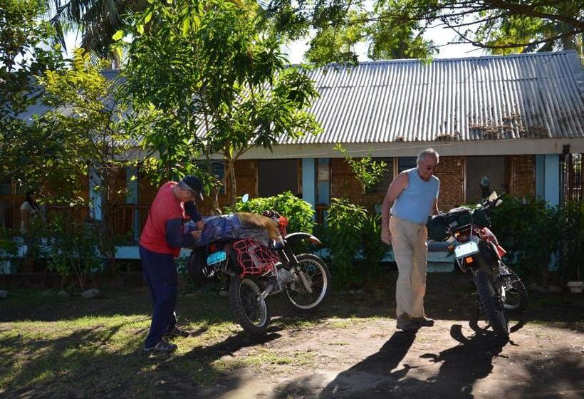 带共用浴室的标准房间, Seasun Beach Resort &