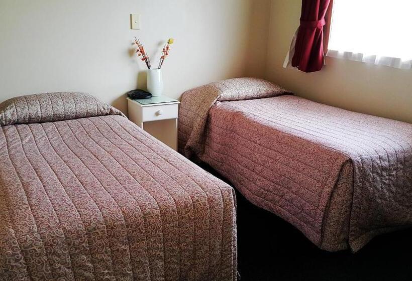 جناح ديلوكس, Aurora City Suites Motel