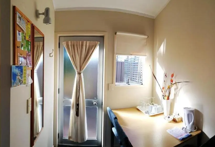 Executive-studio Sisäpuolella, Aurora City Suites Motel