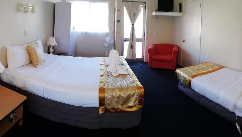Executive-studio Sisäpuolella, Aurora City Suites Motel