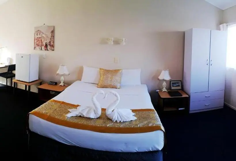 Executive-studio Sisäpuolella, Aurora City Suites Motel