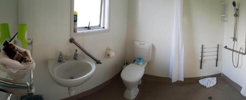 جناح غرفتين نوم, Aurora City Suites Motel